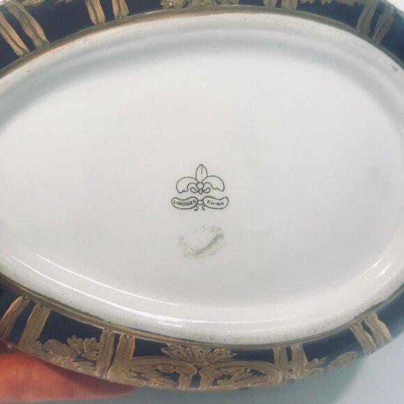 Elegant Extra Large Decorative Egg Trinket Box Cobalt Blue Gold, Courting Couple - Picture 7 of 9